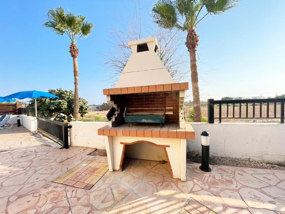 Sunset Pearl Holiday Villa Ayia Napa Exterior photo